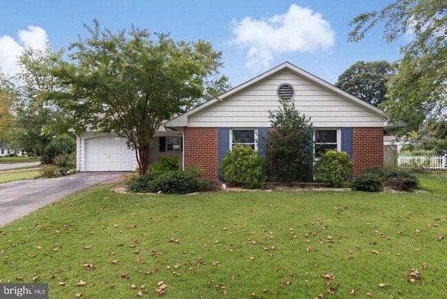 Building Photo - 12425 Stretton Ln