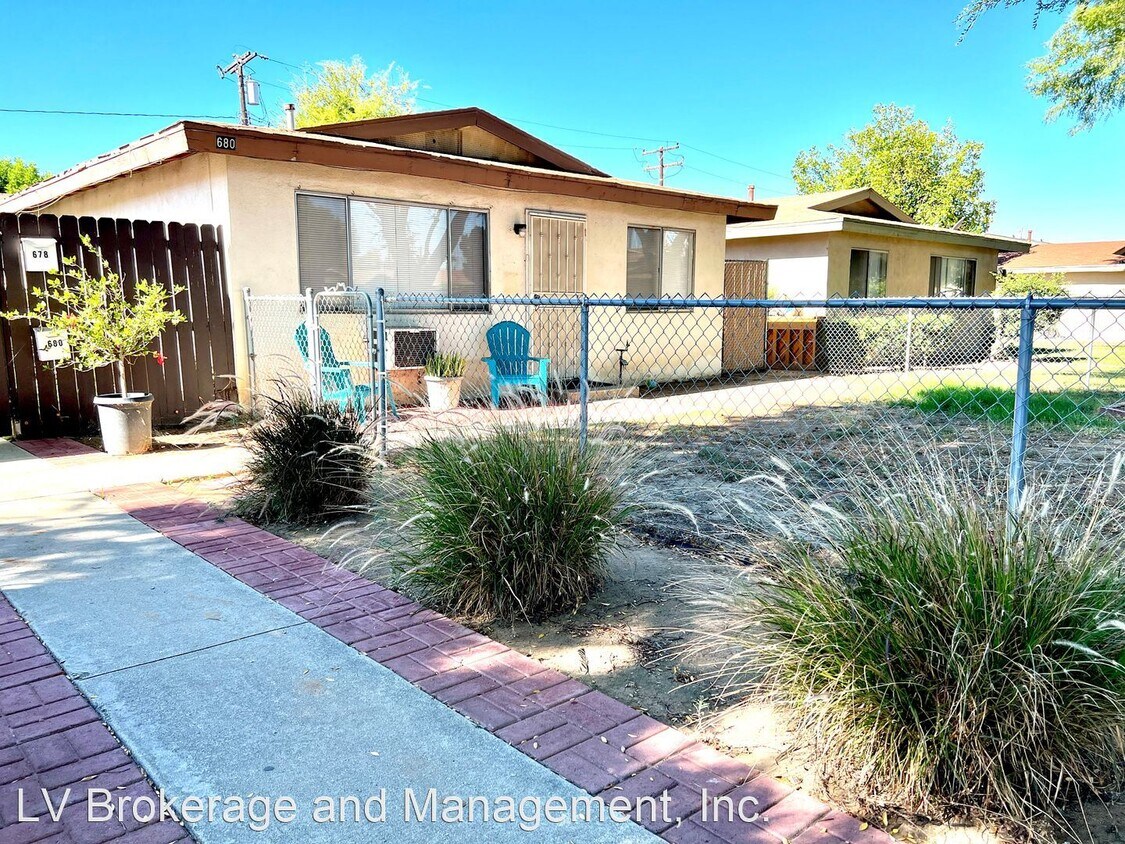 Primary Photo - 3 br, 1 bath House - 680 Muir