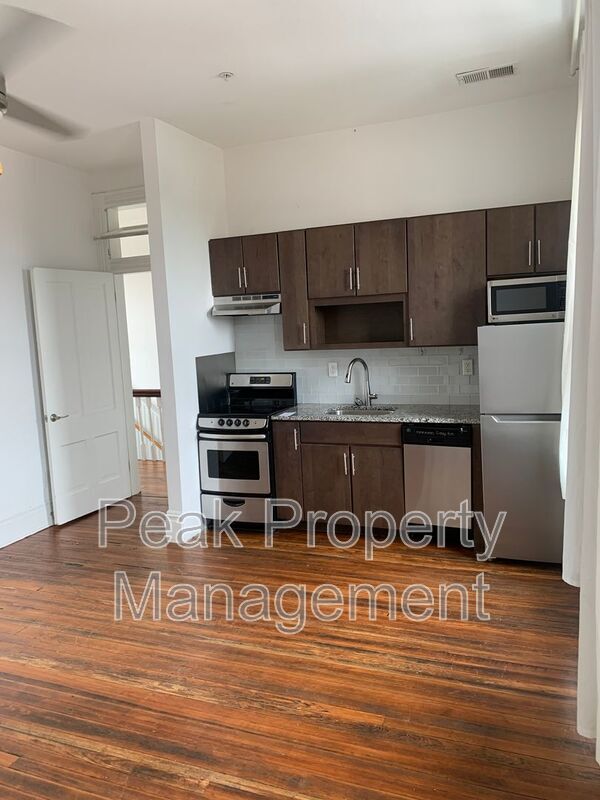Photo - 1315 Hull St House