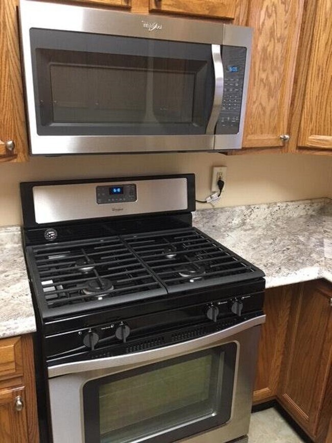 6637 Dalzell Plz, Pittsburgh, PA 15217 Townhome Rentals in Pittsburgh