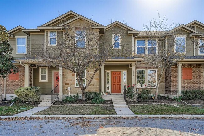 Foto del edificio - 1042 Lost Pines Ln