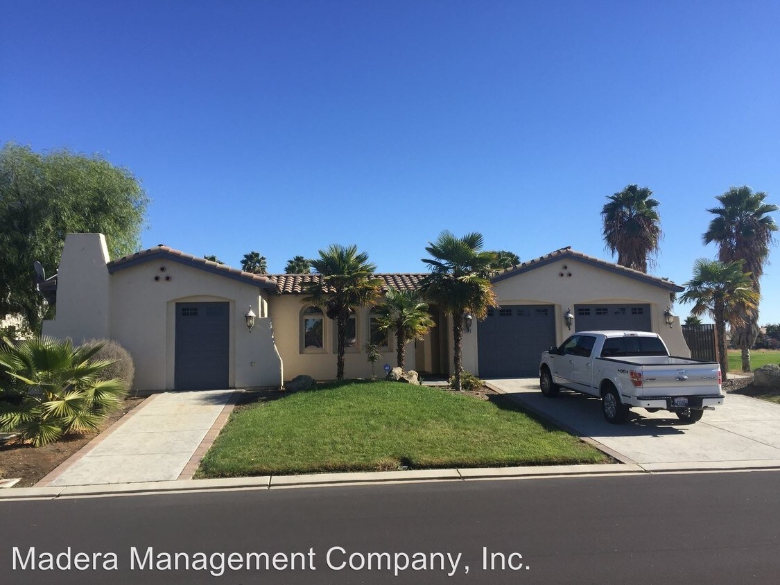 13045 Ridgewood Way, Chowchilla, CA 93610 House Rental in Chowchilla