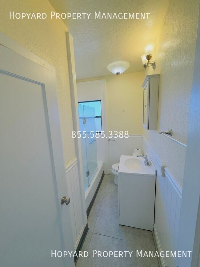 Foto del edificio - 828 Fifth Ave-