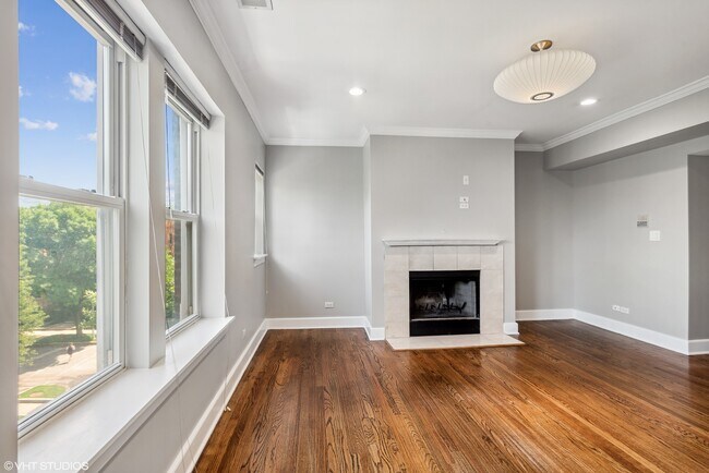 Foto del edificio - 3456 N Janssen Ave