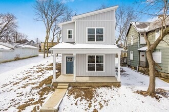 Building Photo - 391 Brehl Ave