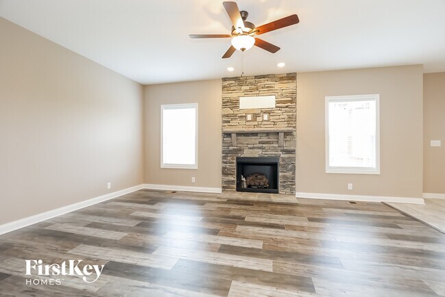 Building Photo - 1065 Harrison Way