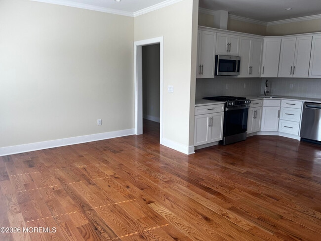 Foto del edificio - 2419 Bridge Ave