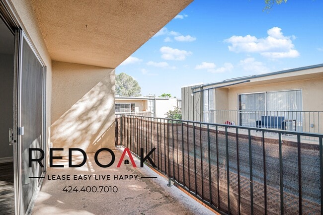 Foto del edificio - 15101 Magnolia Blvd