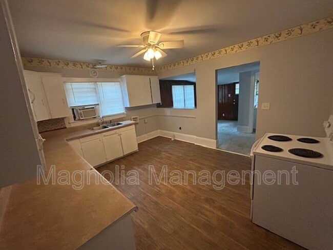 Foto del edificio - 241 Davis St