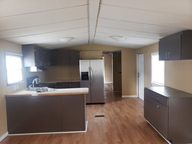 Building Photo - 5424 Locust Hill Rd