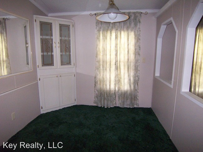 Building Photo - 3 br, 2 bath House - 933 Dyson Creek Rd
