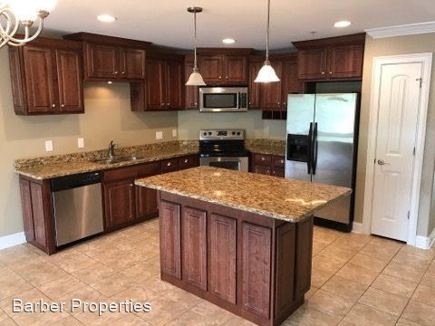 Foto principal - 2316 Speedway Blvd
