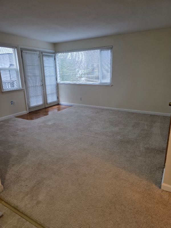 Photo - 2349 W Newton St (Seattle, WA)