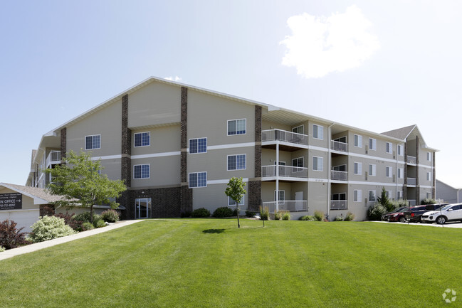 Building Photo - Silver Lake & Highland at Lakewood Apartments