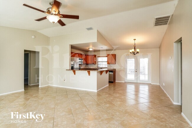 Foto del edificio - 4104 SW 7th Ave