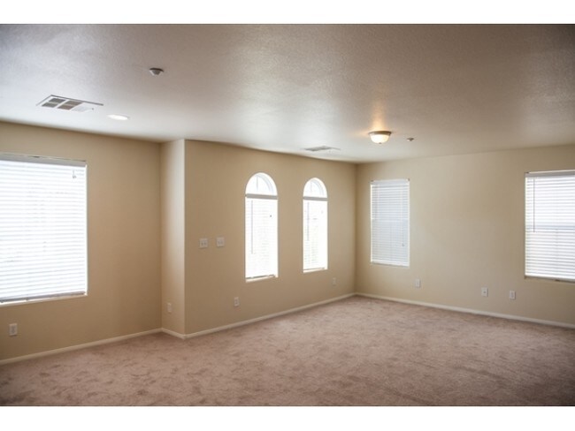 Building Photo - 6480 Bentley Wood Ct