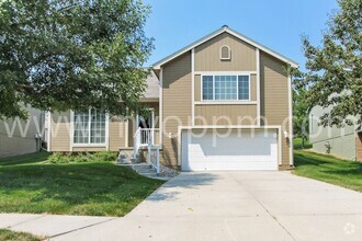 Building Photo - 7410 N 77th Ave