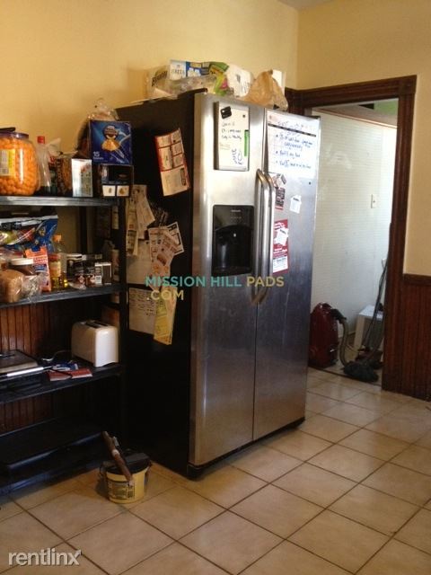 Building Photo - 13 Sunset St