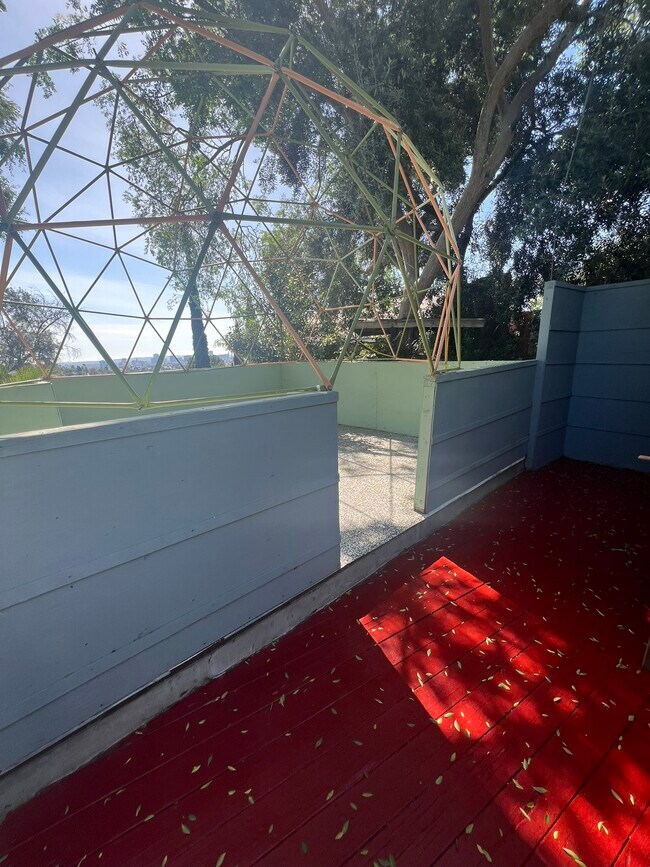 Foto del edificio - 2330 Effie St