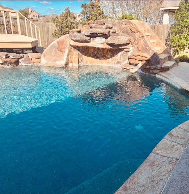 Building Photo - 23410 Bracino Lake Dr