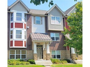 Building Photo - 11939 Emery Village Dr N