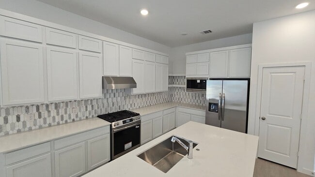 Building Photo - 6307 Serenity View Ln