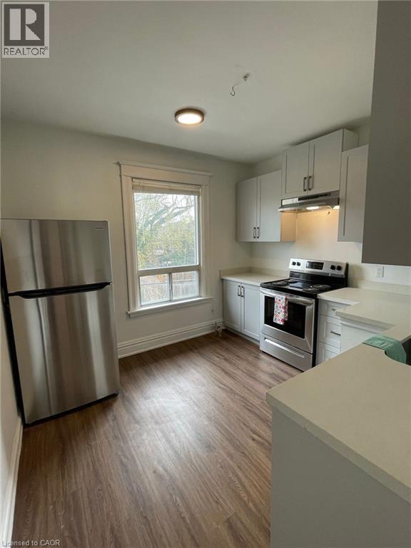 Photo du bâtiment - 100 Dunsmure Rd