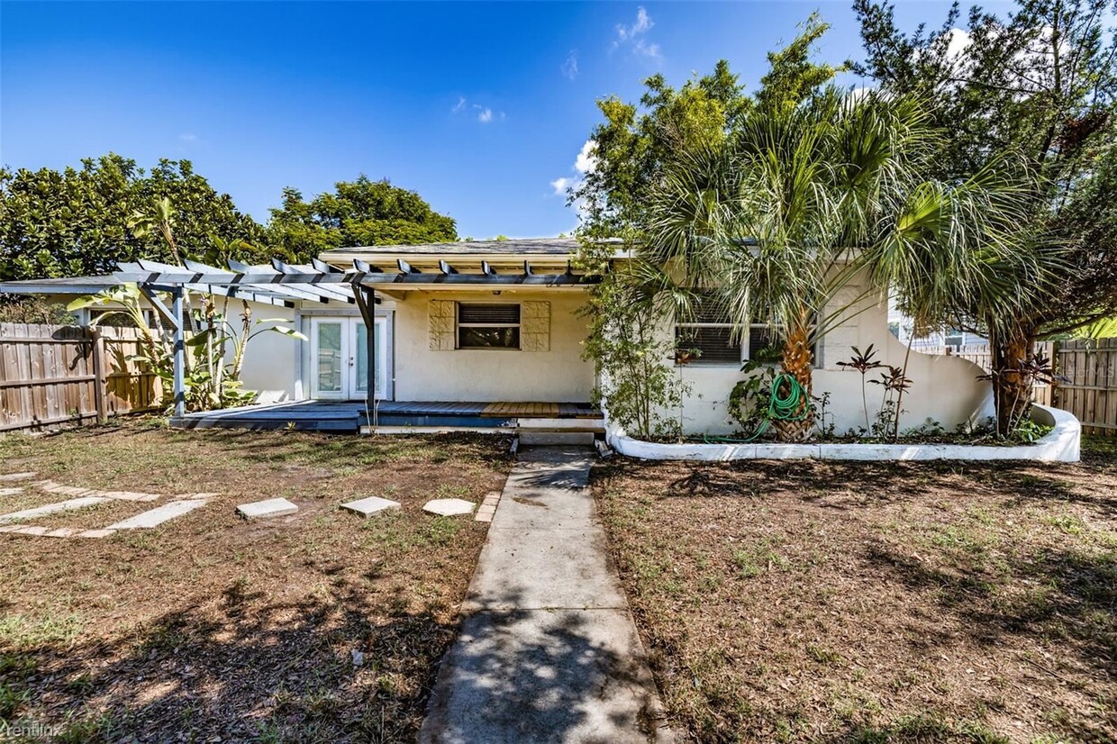 Primary Photo - 3 br, 2 bath House - 5655 1St Avenue N