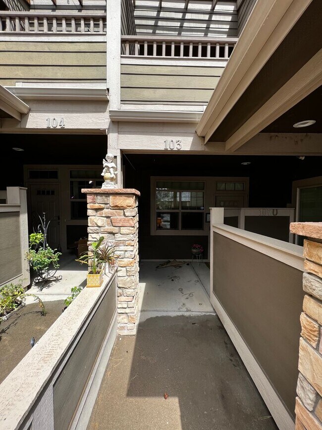 Foto del edificio - Beautiful/Quick I-25 Access 2 Bed 2 Bath Condo in Wellington