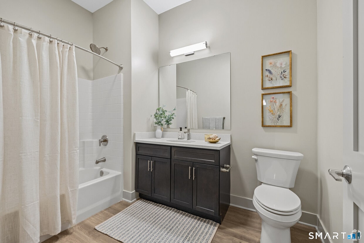 Building Photo - 85 Marlborough St