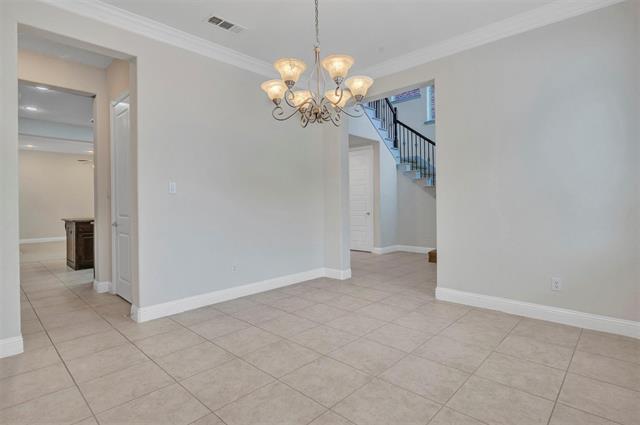 Foto del edificio - 5921 Exeter Ave