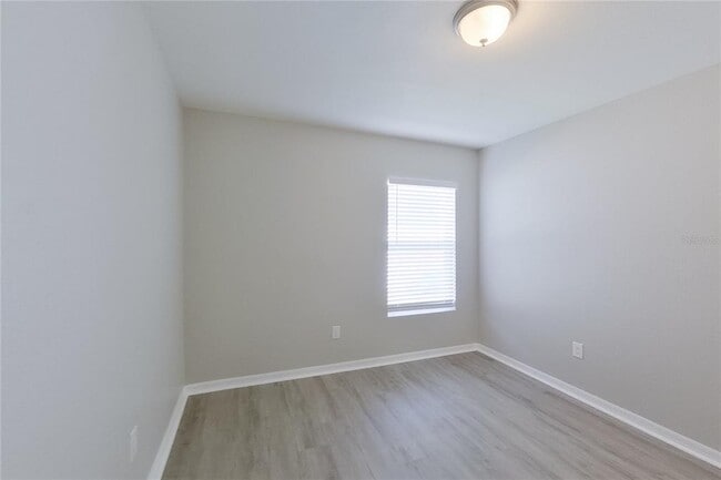 Foto del edificio - 18310 Gibraltar Ln