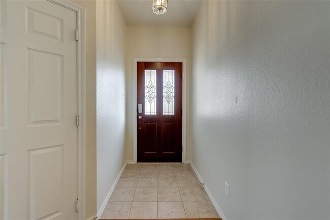 Foto del edificio - 8731 Sunny Gallop Dr