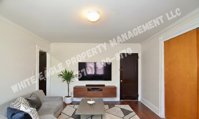 Foto del edificio - 1724 Brick Ave