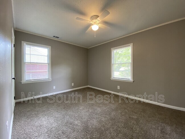 Building Photo - 1397 Canfield Ave