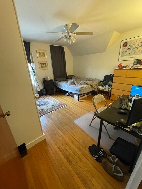 Foto del edificio - 60 Willow Ave