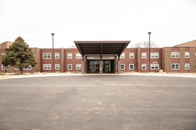 Foto del edificio - Meadowlawn Plaza Apartments