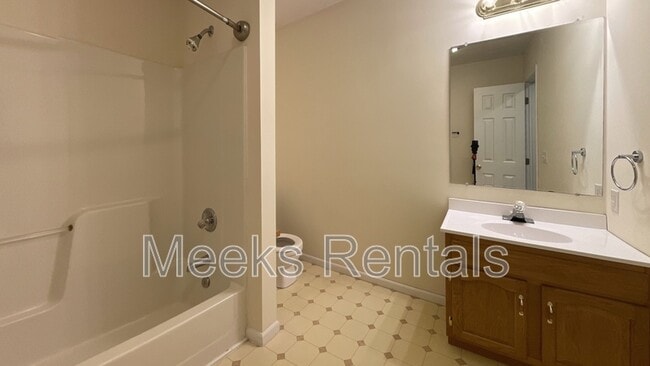 Building Photo - 361 Tackett Branch Rd