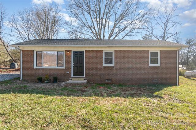 Building Photo - 2821 Meadow Brook Rd