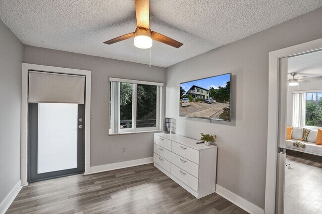 Foto del edificio - 335 SW 20th St