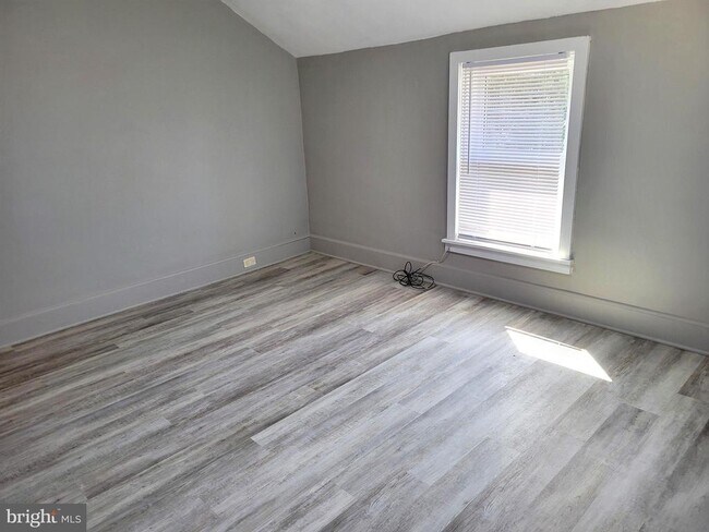 Building Photo - 2454 E Swamp Rd