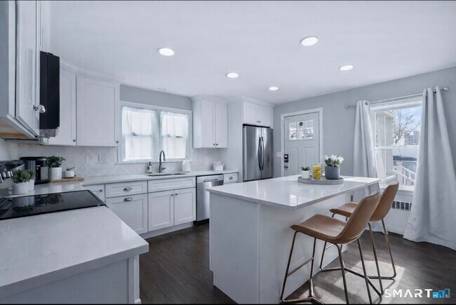 Foto del edificio - 457 Summit St