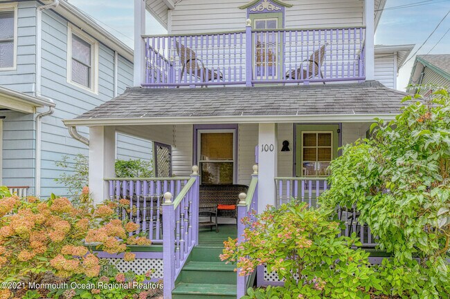 Foto del edificio - 100 Mt Tabor Way