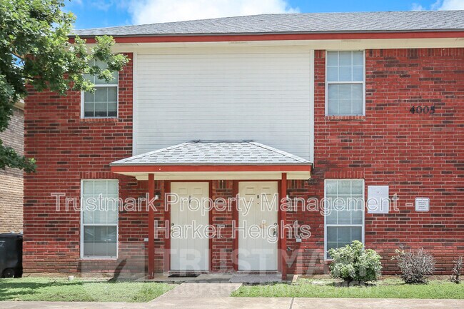Foto del edificio - 4005 Madison Dr