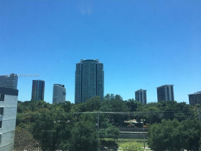 Foto del edificio - 1723 SW 2nd Ave