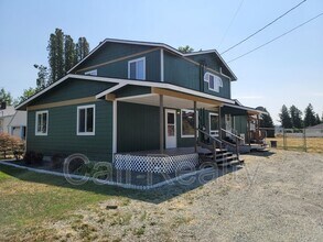 Building Photo - 11122 E Valleyway Ave