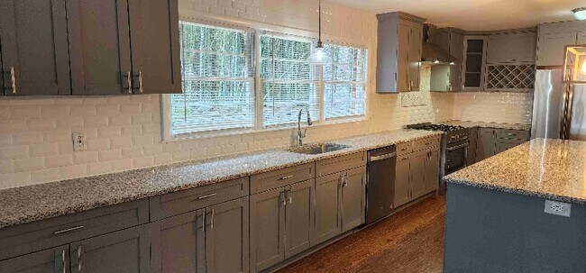 Foto del edificio - 4605 Blanton Rd