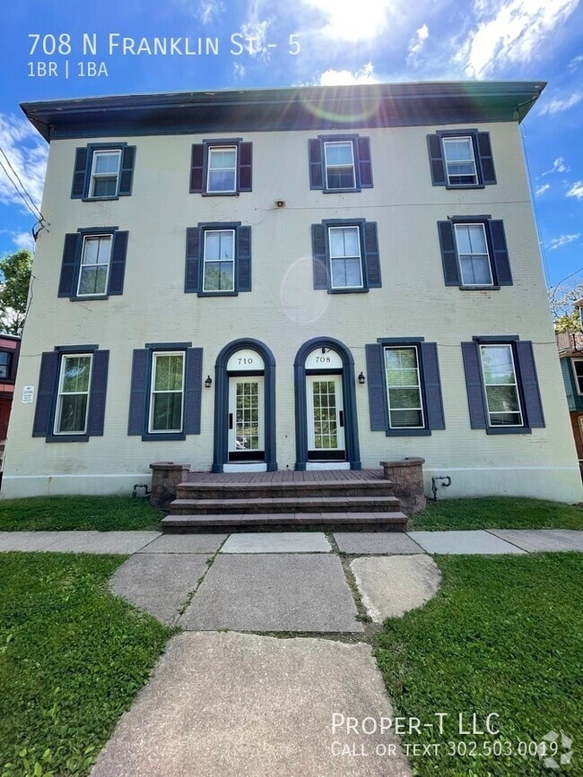 Building Photo - 708 N Franklin St