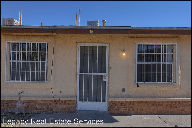 Building Photo - 8534 Leo St