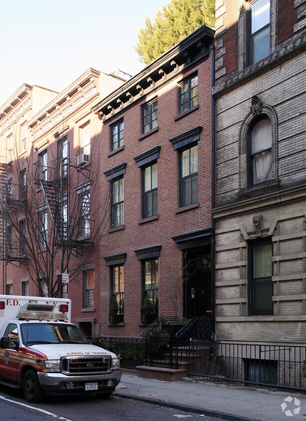 Primary Photo - Conversion To Sfr Or Two-family